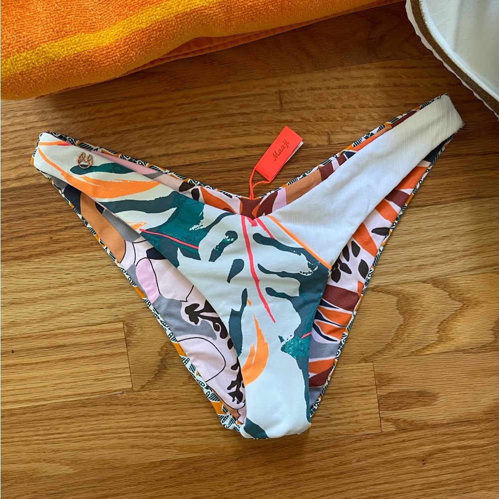 Maaji Reversible Bikini Botton.